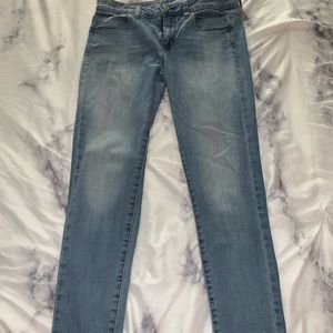 Light wash jeans